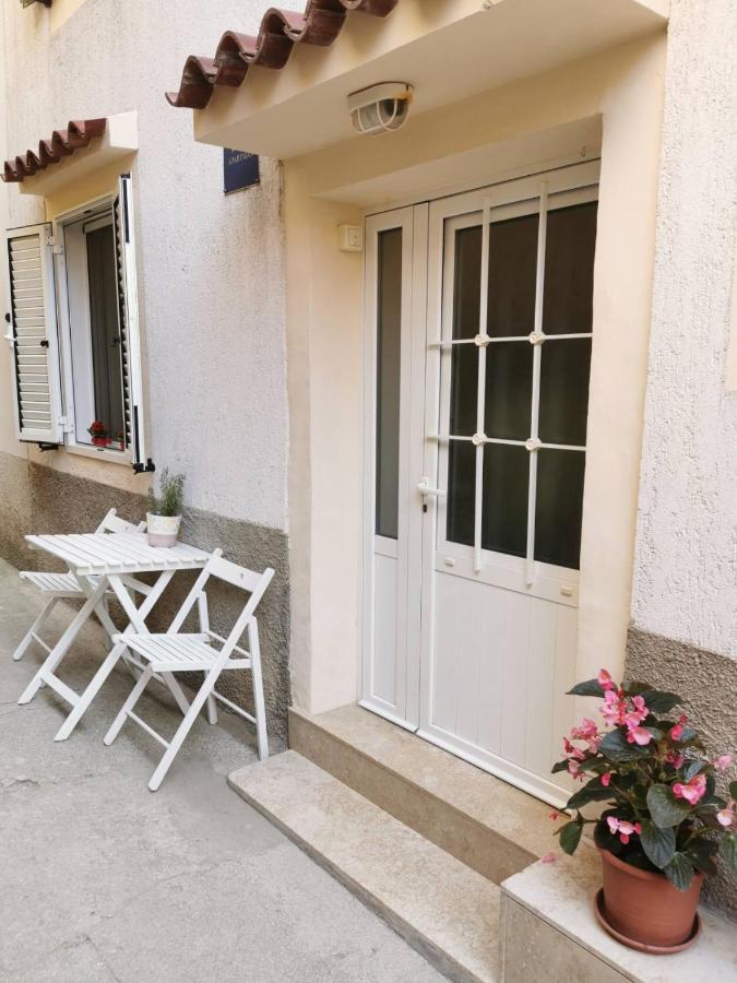 Kovacine Apartment Cres Bagian luar foto