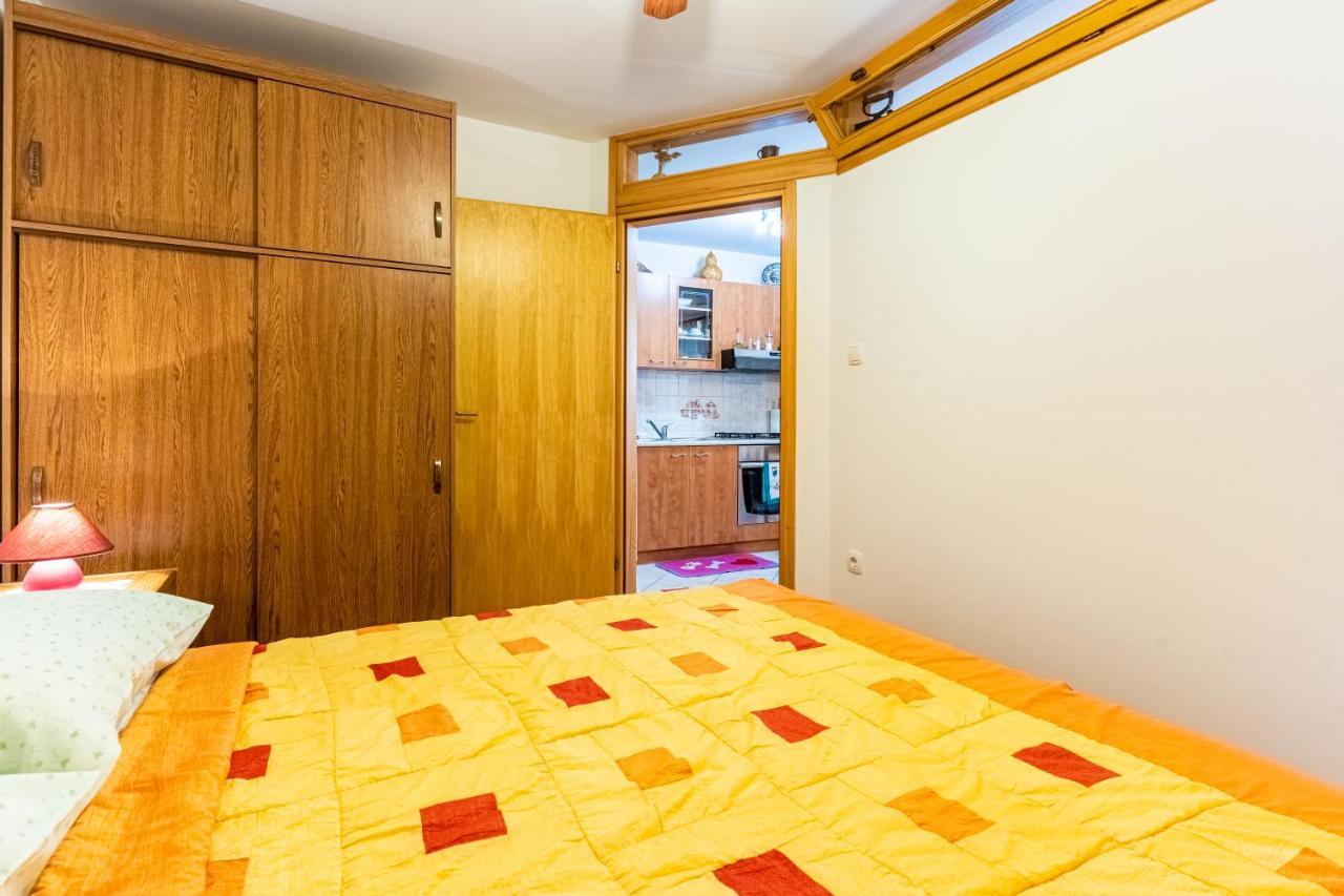 Kovacine Apartment Cres Bagian luar foto